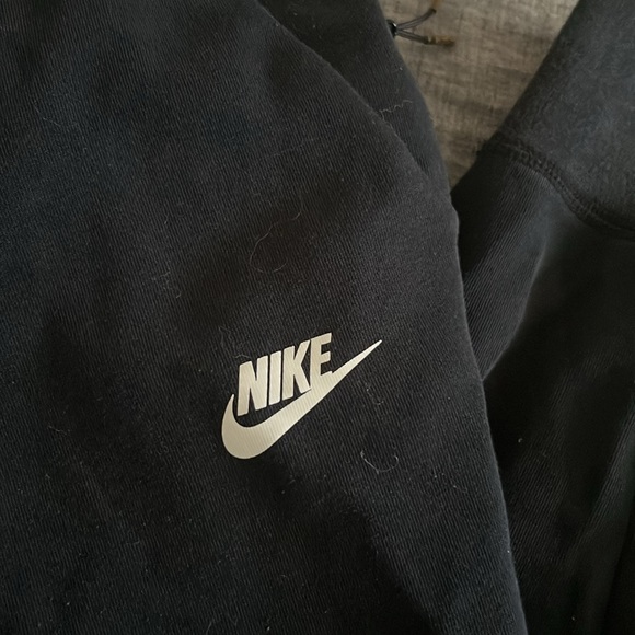 Women’s Nike joggers - Picture 2 of 6